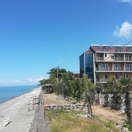 Sunny Land Hotel 查克维 外观 照片